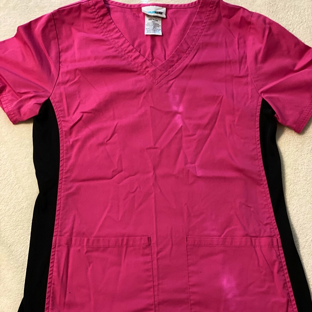 Scrub top